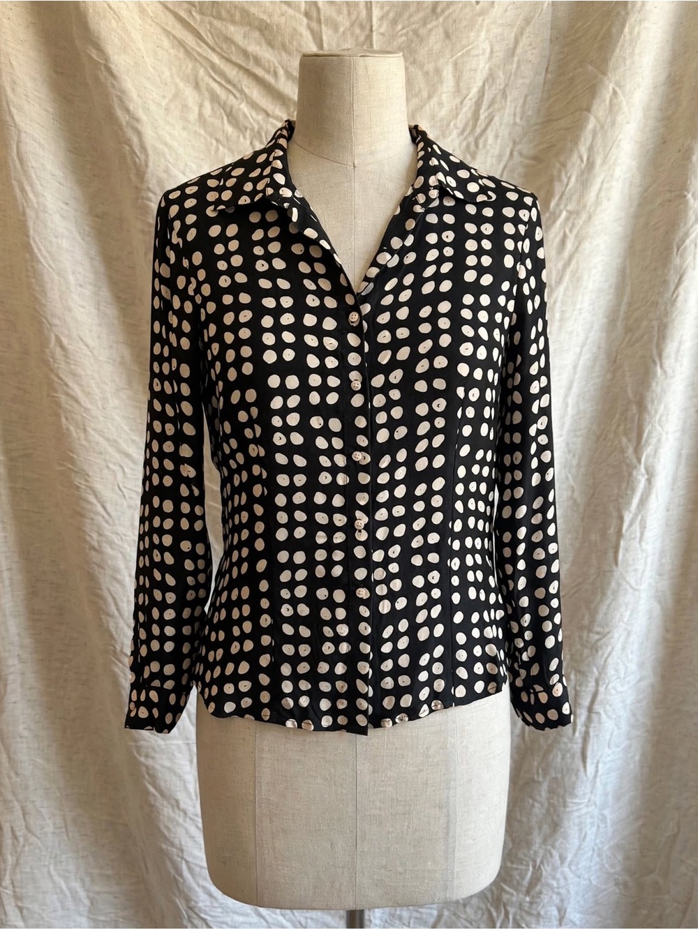 Cabi Black & Cream Polka Dot 100% Silk Button Down Blouse Size M